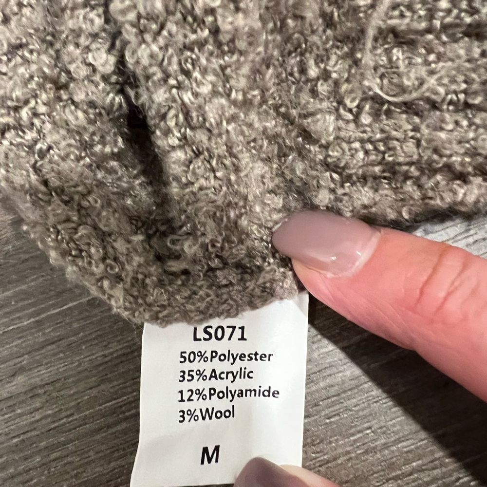 Lillusory Bouclé Textured Crewneck Sweater Women’s M Brown Cozy Minimalist Knit - Picture 4 of 6